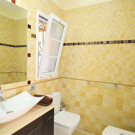 Villa Mariposa With Private Pool, Cactus Garden, Bbq & Wifi - Suitable For Families By Holidayshome