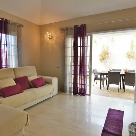Villa Mariposa With Private Pool, Cactus Garden, Bbq & Wifi - Suitable For Families By Holidayshome Vila *
