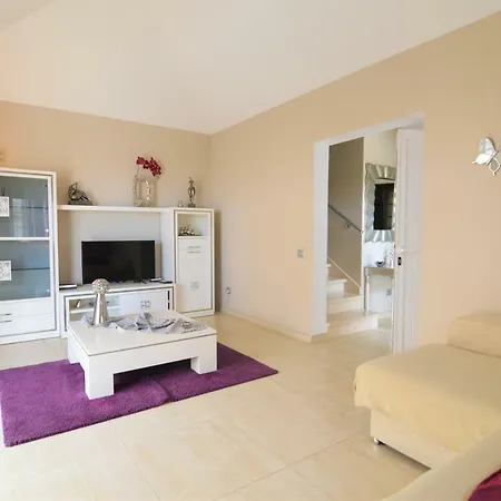Vila Villa Mariposa With Private Pool, Cactus Garden, Bbq & Wifi - Suitable For Families By Holidayshome Costa Adeje (Tenerife)